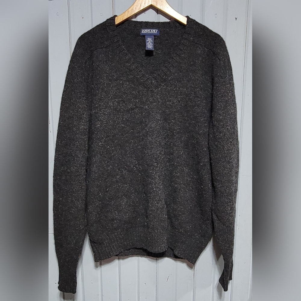 Lands' End wool sweater size Medium